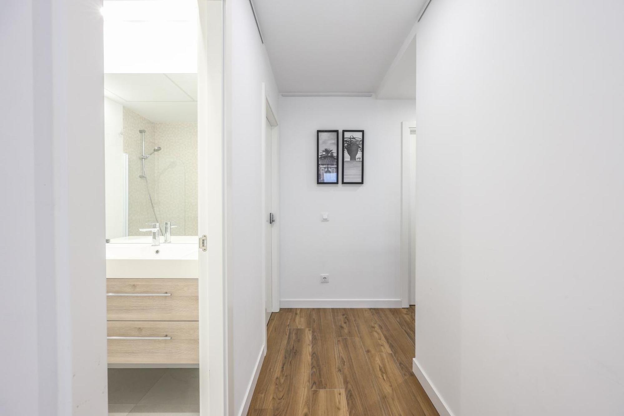 Be Coliving Madrid Centro Hotel ภายนอก รูปภาพ