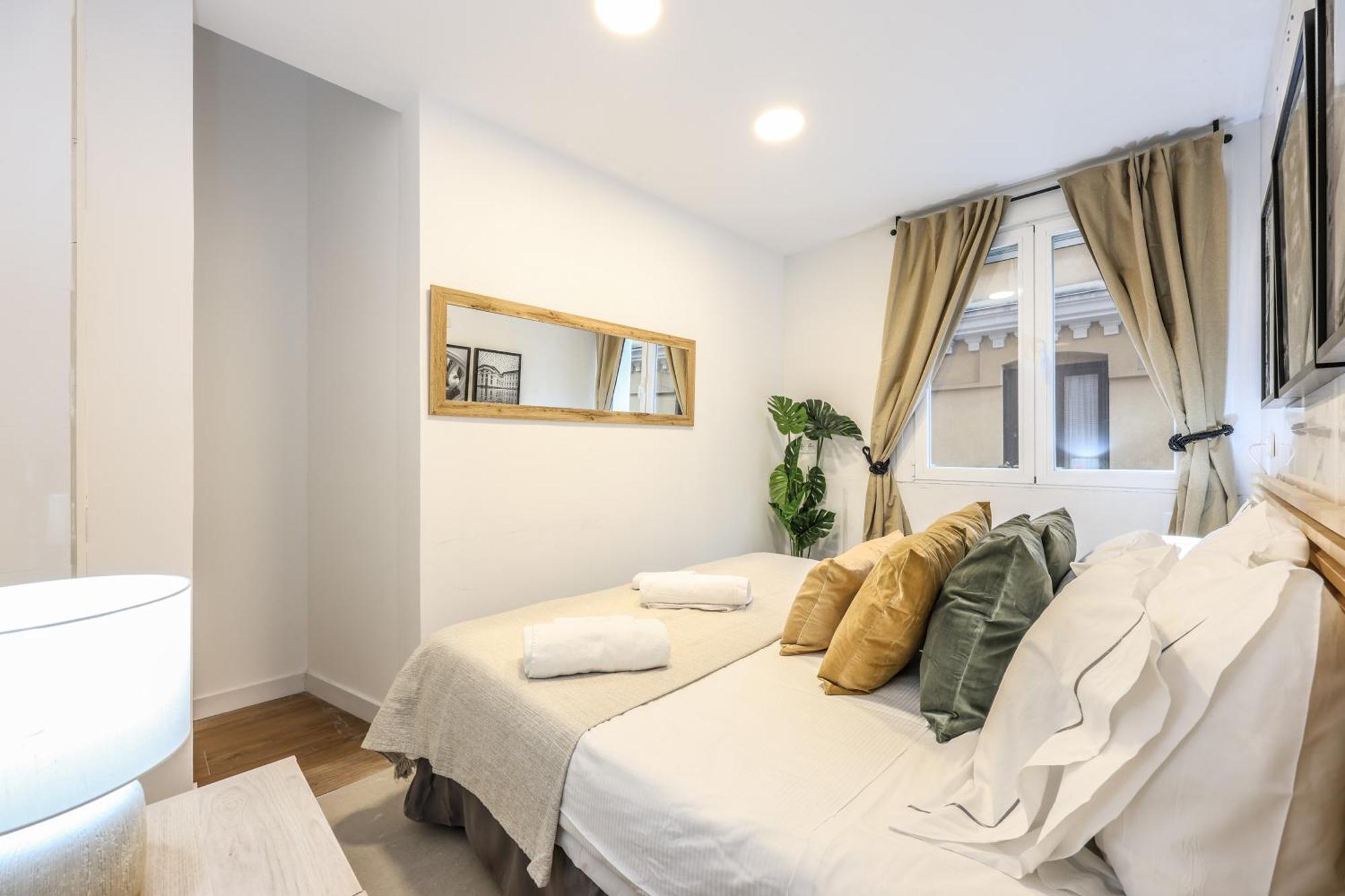 Be Coliving Madrid Centro Hotel ภายนอก รูปภาพ