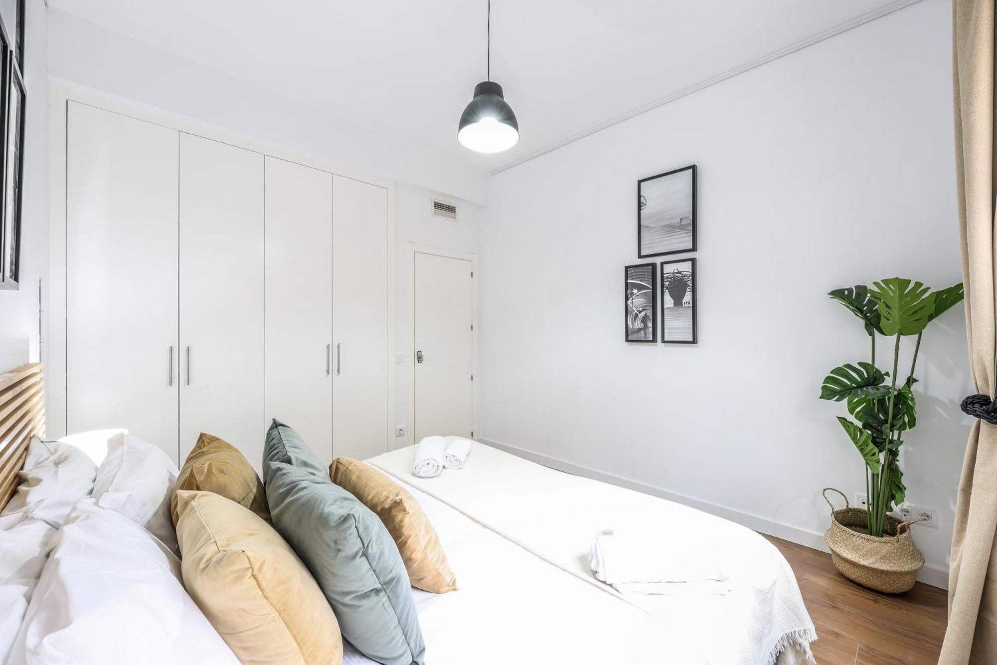 Be Coliving Madrid Centro Hotel ภายนอก รูปภาพ