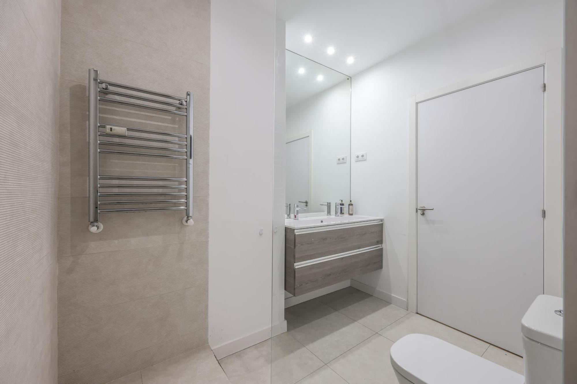Be Coliving Madrid Centro Hotel ภายนอก รูปภาพ