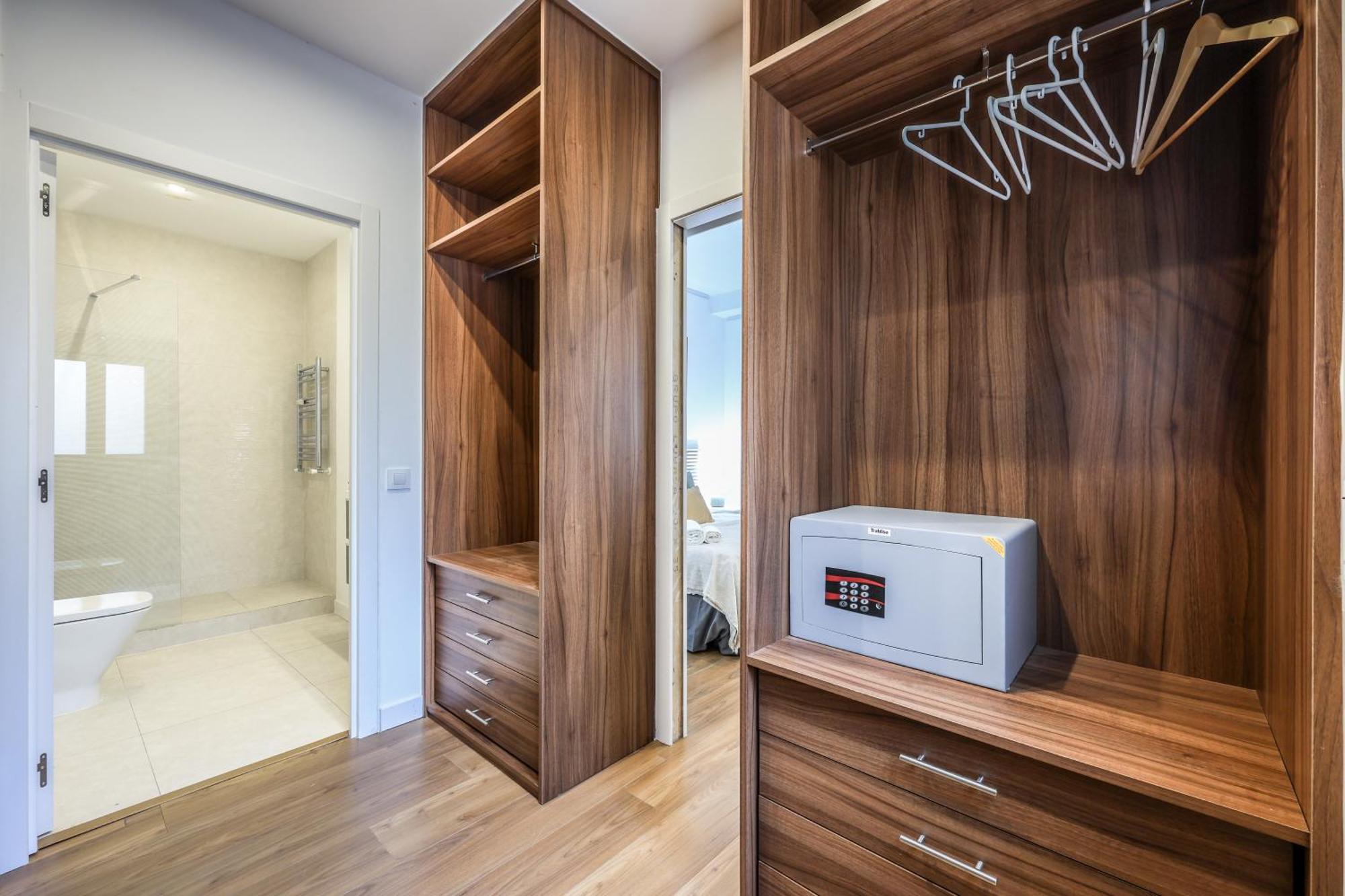 Be Coliving Madrid Centro Hotel ภายนอก รูปภาพ