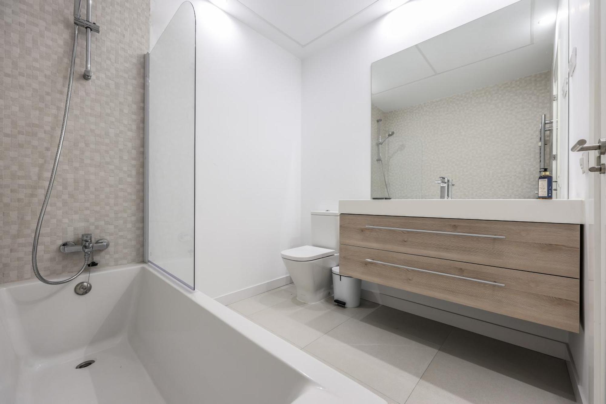 Be Coliving Madrid Centro Hotel ภายนอก รูปภาพ